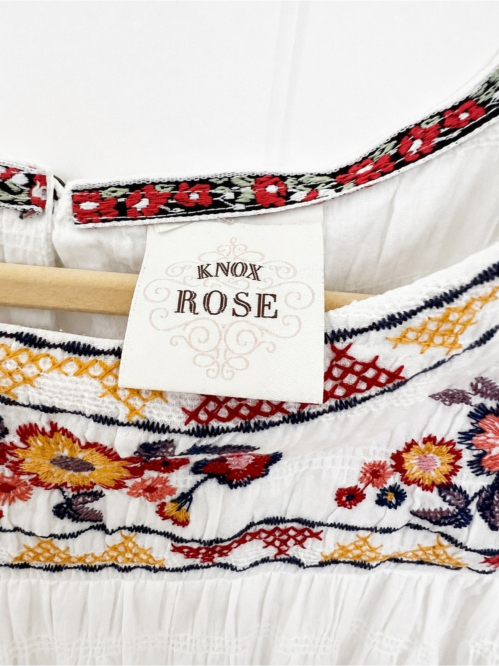 Knox Rose White Embroidered Boho Flutter Sleeve Top - Picture 3 of 10